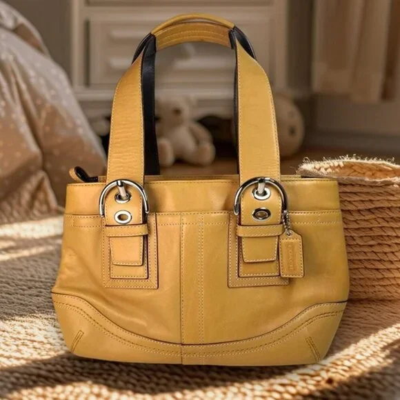 COACH Soho Tan Leather Bag in tan/camel - Picture 1 of 9